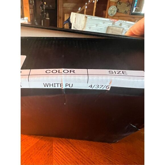 Nasty Gal Off White Pointed Toe Heeled Boots Sz 4 NWB - Picture 10 of 10